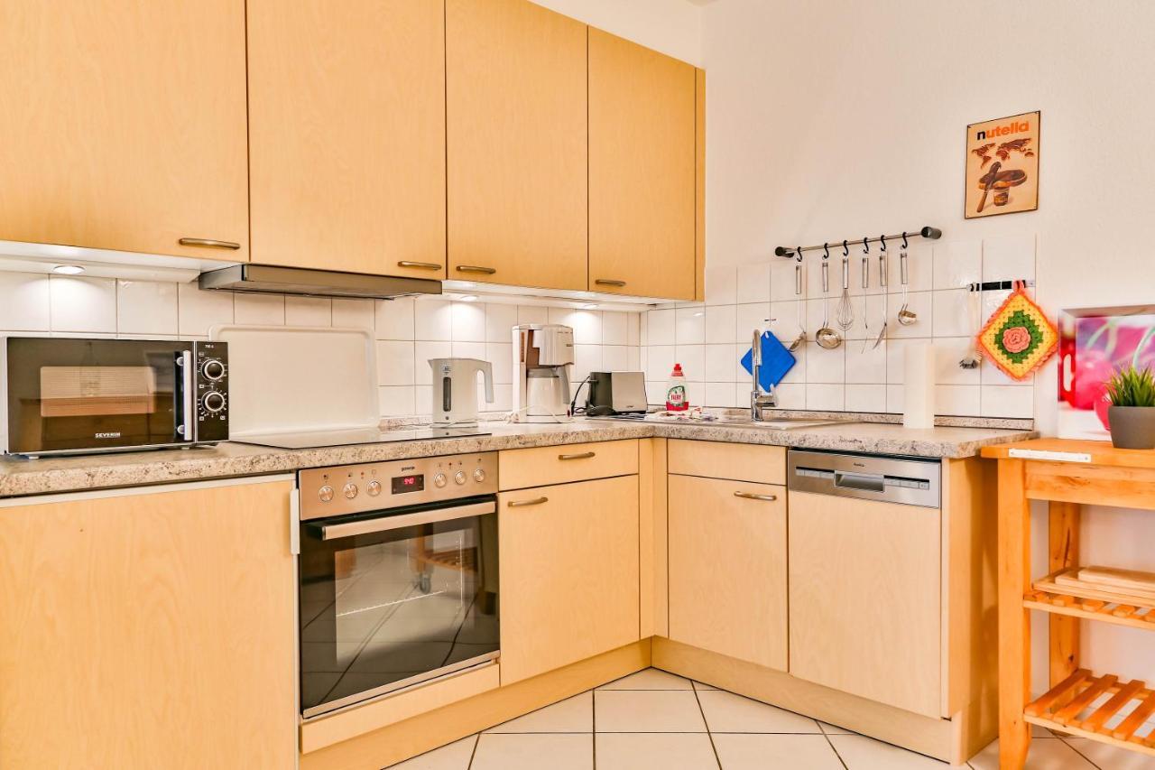 Apartment Ostseerose Ein Strandkorb Ist Im Sommer Inclusive Zempin Exterior photo
